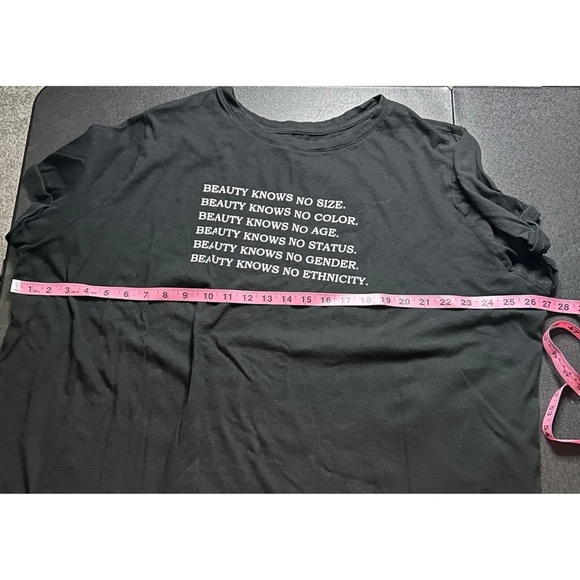 Ava & Viv “Beauty Knows No” Statement Tee Size 3X - Picture 4 of 9